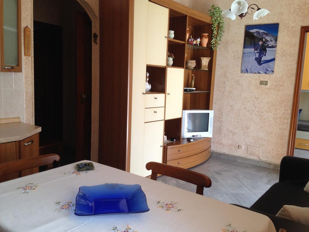 Casa Vacanza "Marina San Giuseppe" Apartment Ventimiglia Exterior foto
